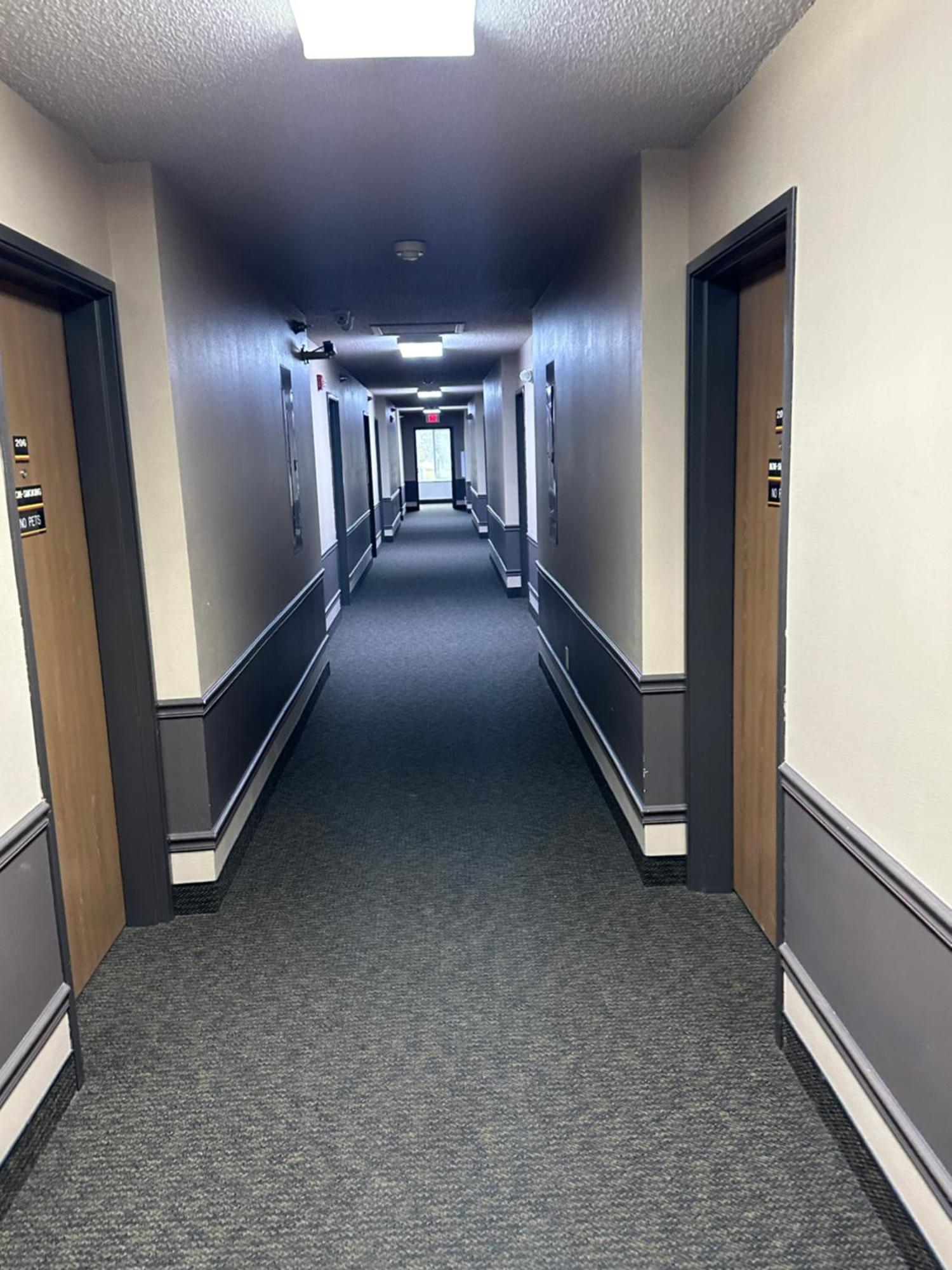 De Smet Super Deluxe Inn & Suites Εξωτερικό φωτογραφία