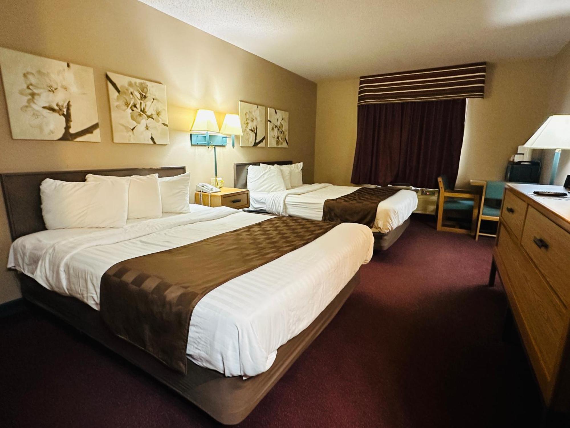 De Smet Super Deluxe Inn & Suites Εξωτερικό φωτογραφία