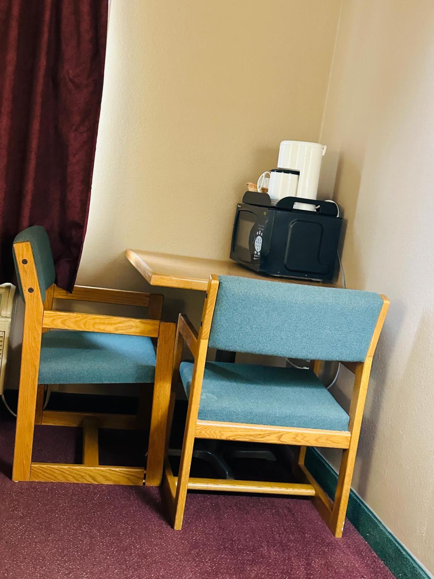 De Smet Super Deluxe Inn & Suites Εξωτερικό φωτογραφία