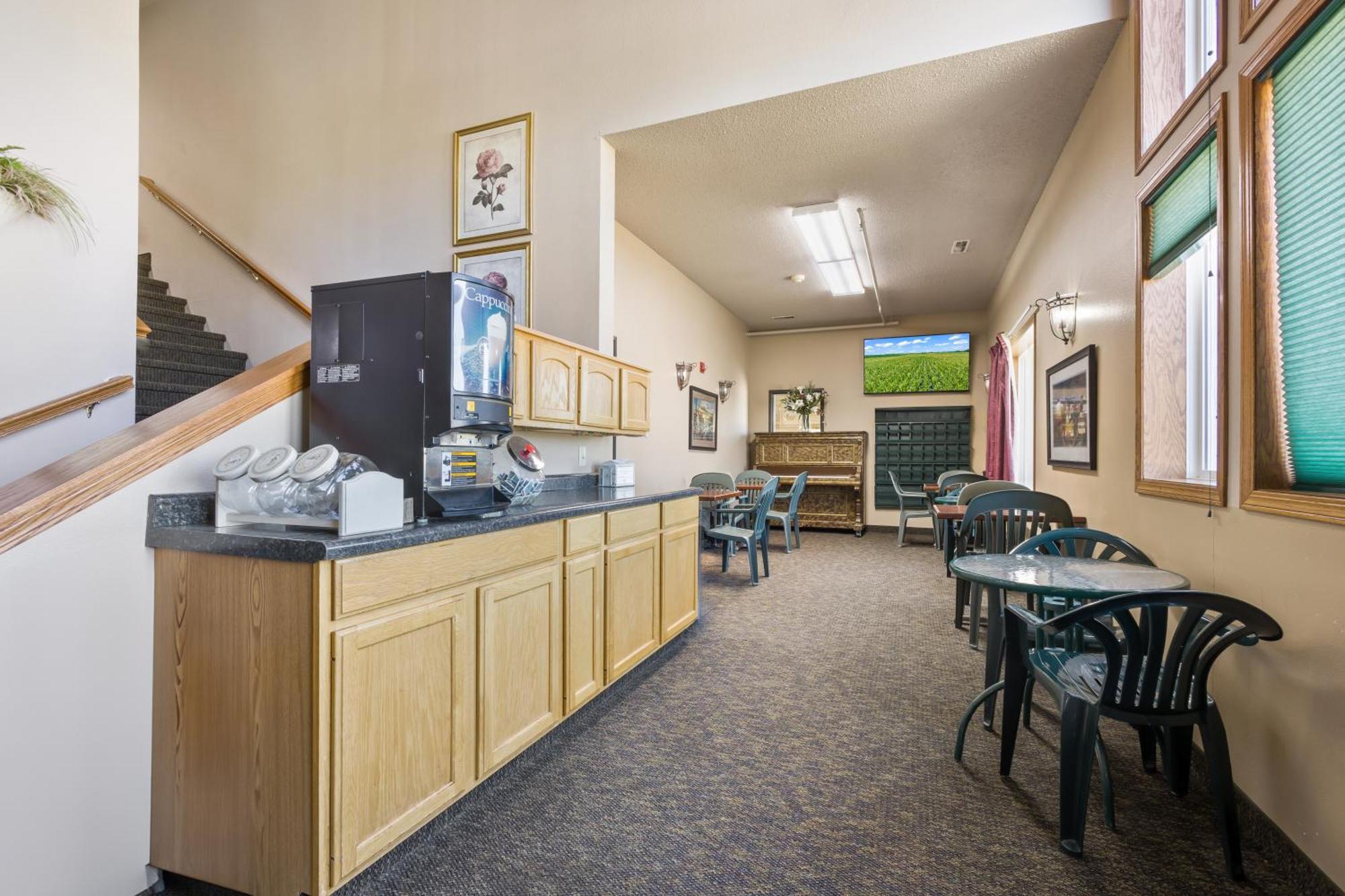 De Smet Super Deluxe Inn & Suites Εξωτερικό φωτογραφία