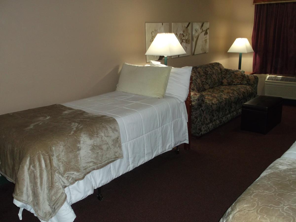 De Smet Super Deluxe Inn & Suites Εξωτερικό φωτογραφία