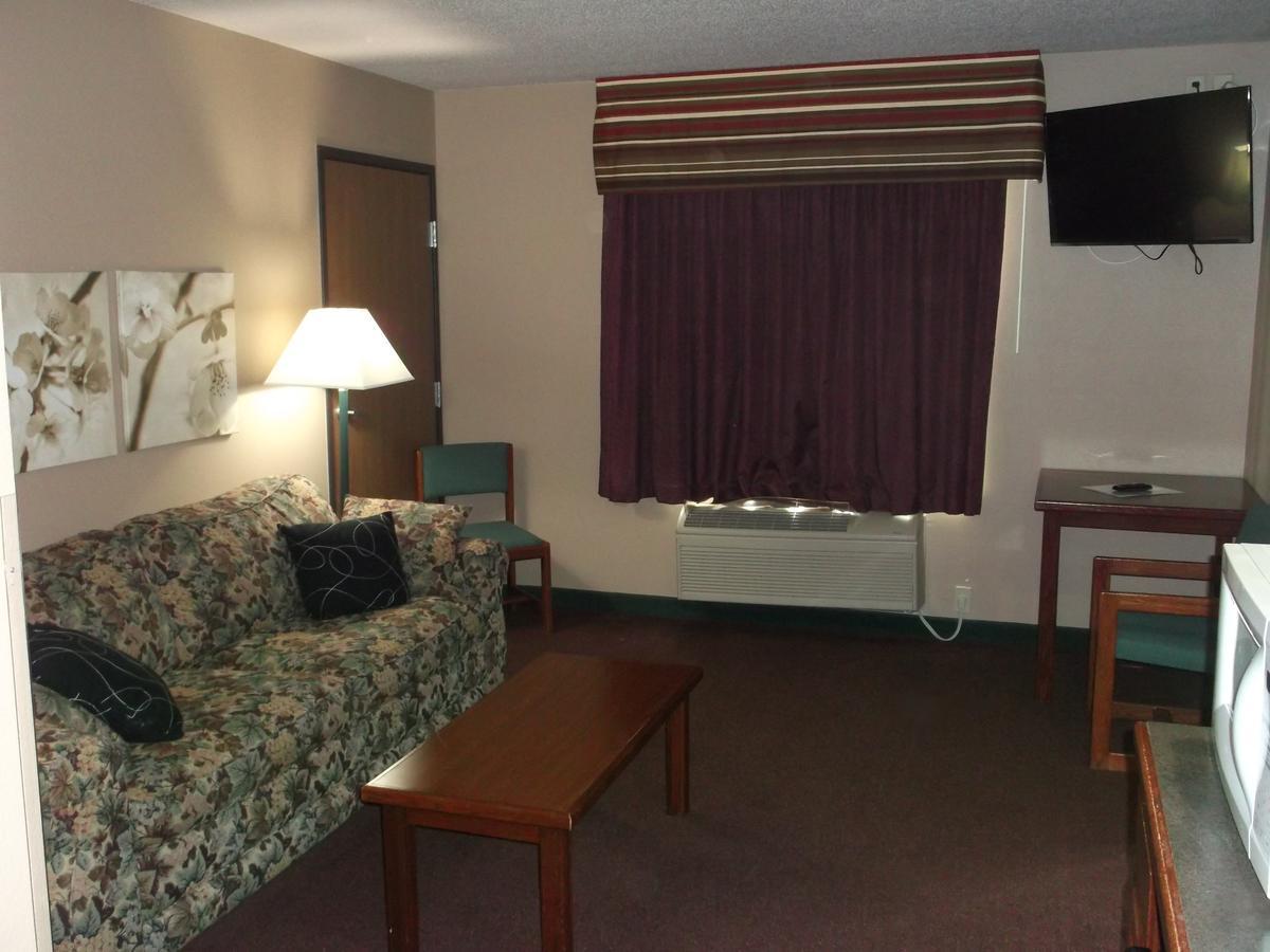 De Smet Super Deluxe Inn & Suites Εξωτερικό φωτογραφία