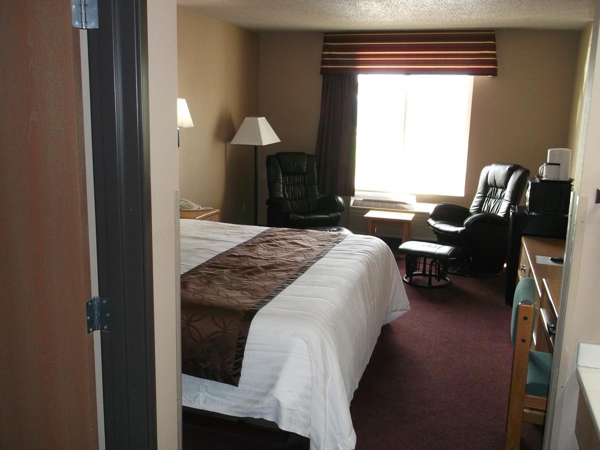 De Smet Super Deluxe Inn & Suites Εξωτερικό φωτογραφία
