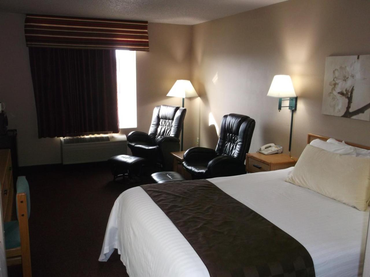 De Smet Super Deluxe Inn & Suites Εξωτερικό φωτογραφία